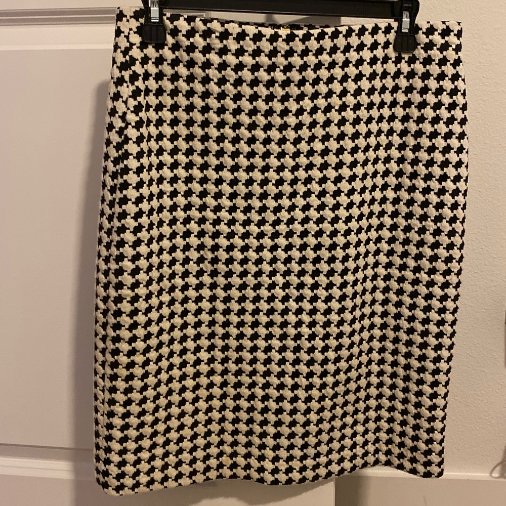 Pencil skirt